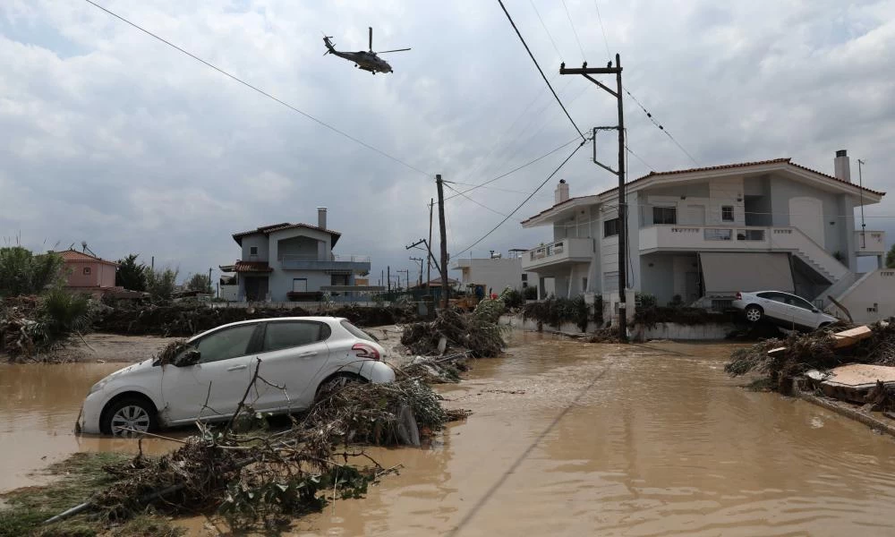 Θεομηνία στην Εύβοια: Εντοπίστηκε ζωντανή η μία εκ των δύο αγνοουμένων